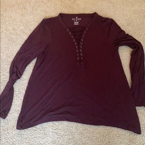 American Eagle Burgundy long sleeve